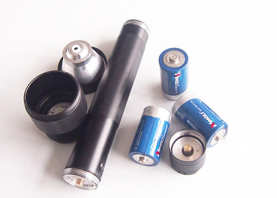 捜すことのための 1300 の LM 10 W のクリー族 T6 戦術的な LED の懐中電燈は、高い発電トーチを導きました