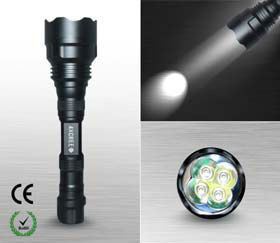 軍の再充電可能な LED のトーチ、警察は懐中電燈を防水します 900 の内腔を導きました