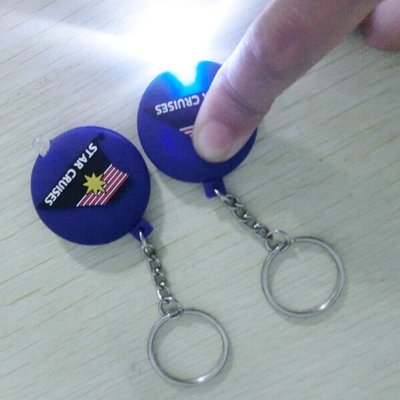 1 つの二重味方された柔らかいポリ塩化ビニール Keychain の高い明るさ LED の懐中電燈 Keychain