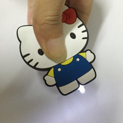 袋の付属品のために小型かわいい導かれた柔らかいポリ塩化ビニール プラスチック ハローキティ Keychain