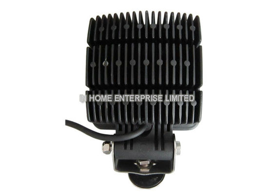 屋外の正方形 30W LED の仕事ライト 12V 高い内腔 2700 LM/1 PC 30W LED